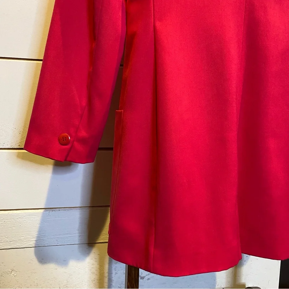 Women’s Christian Dior longer blazer size 4 with 100% wool shell